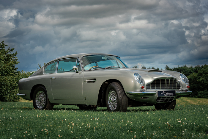 Bespoke 1968 Aston Martin DB6