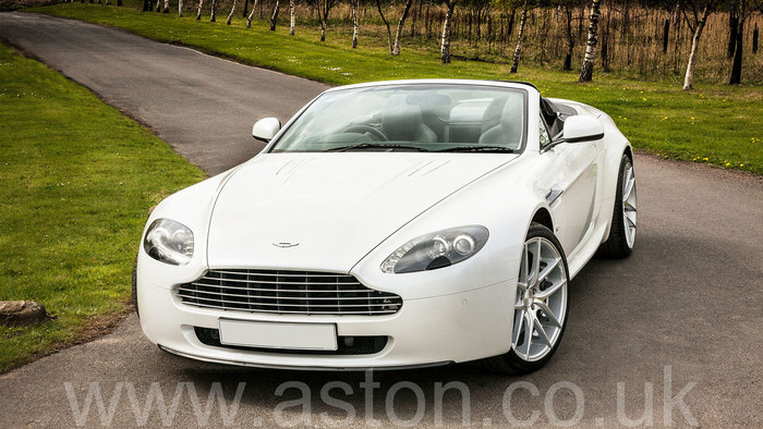 V8 Vantage Roadster - 4.7 Litre