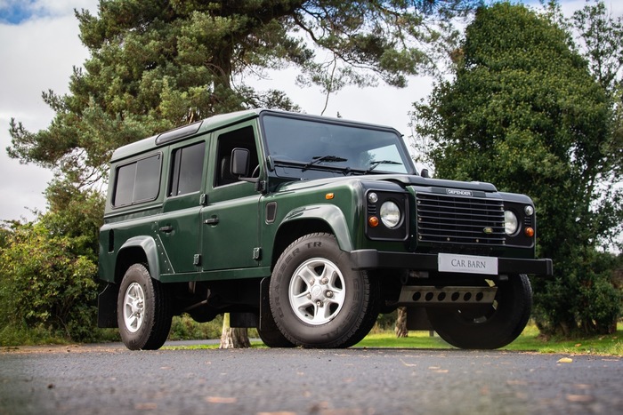 2003 Land Rover Defender 110 9 Seater