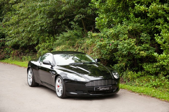 2009 Aston Martin DB9 Coupe 