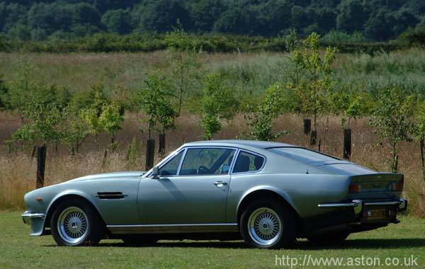 V8 Vantage
