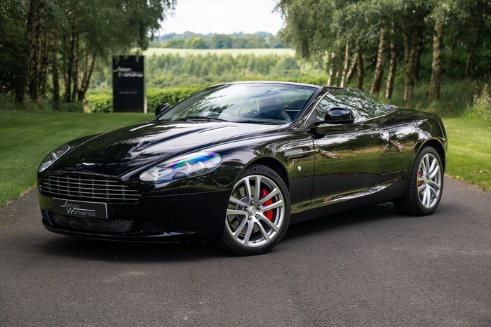 2011 Aston Martin DB9 Volante