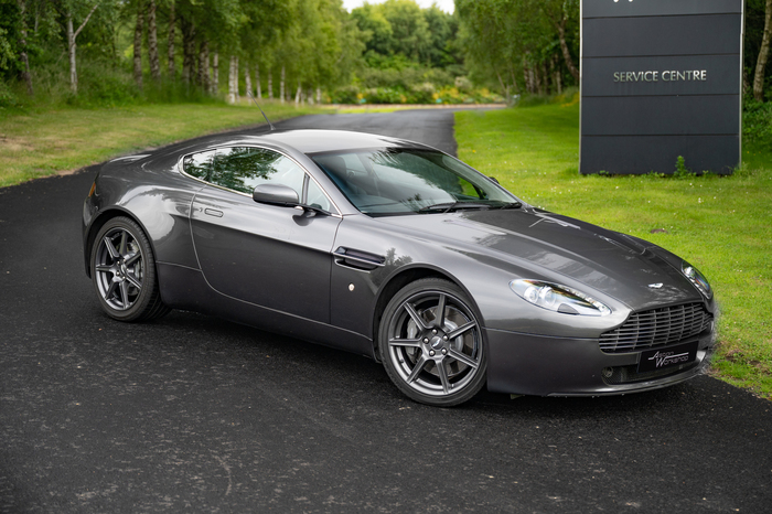 2005 V8 Vantage Coupe     Meteorite Silver