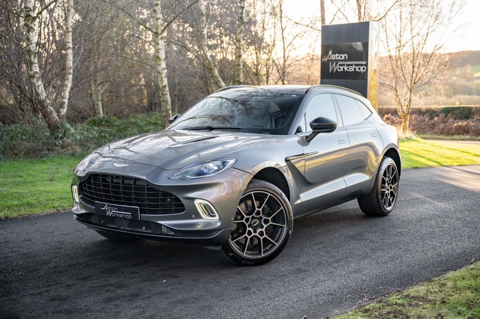 2021 Aston Martin DBX V8 550 BHP