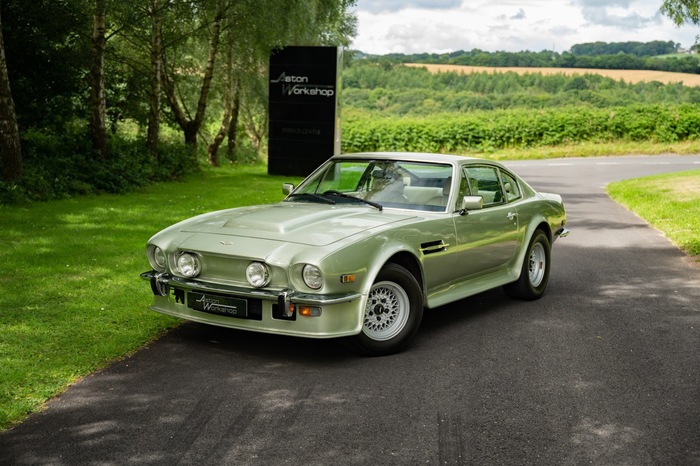 1977 Aston Martin V8