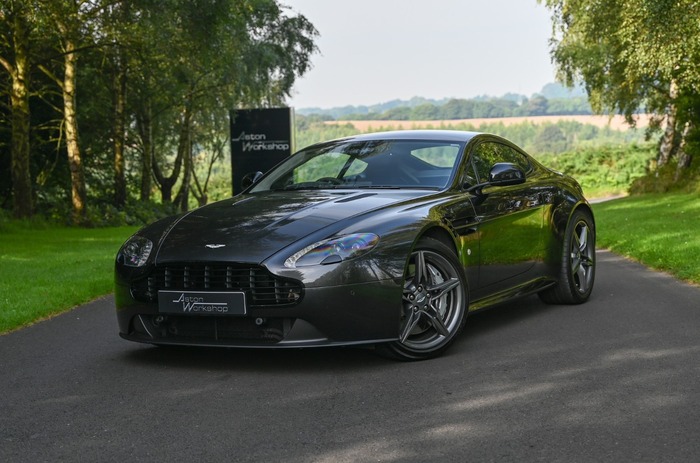 2016 Aston Martin V8 Vantage N430