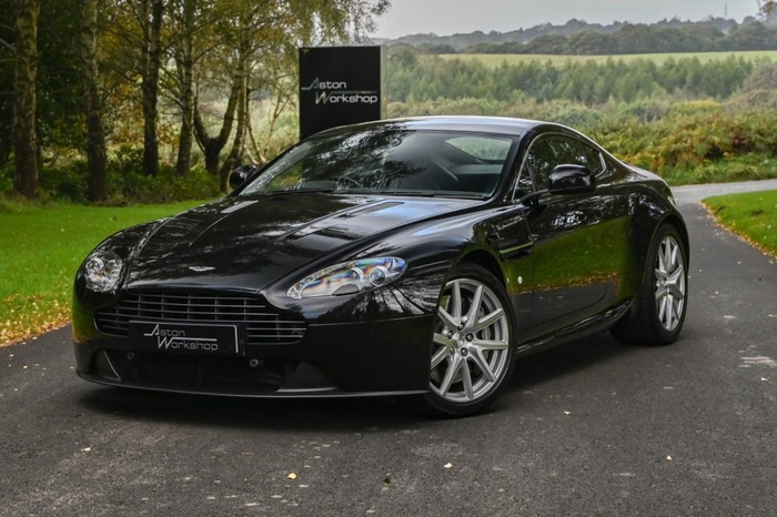 2015 Aston Martin V8 Vantage